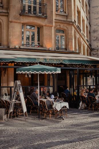 restaurant-ga6dee0bf1_1920.jpg